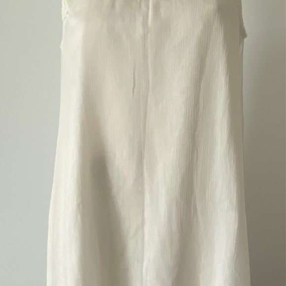 White NWT Sleeveless Summer Dress - Picture 2 of 7